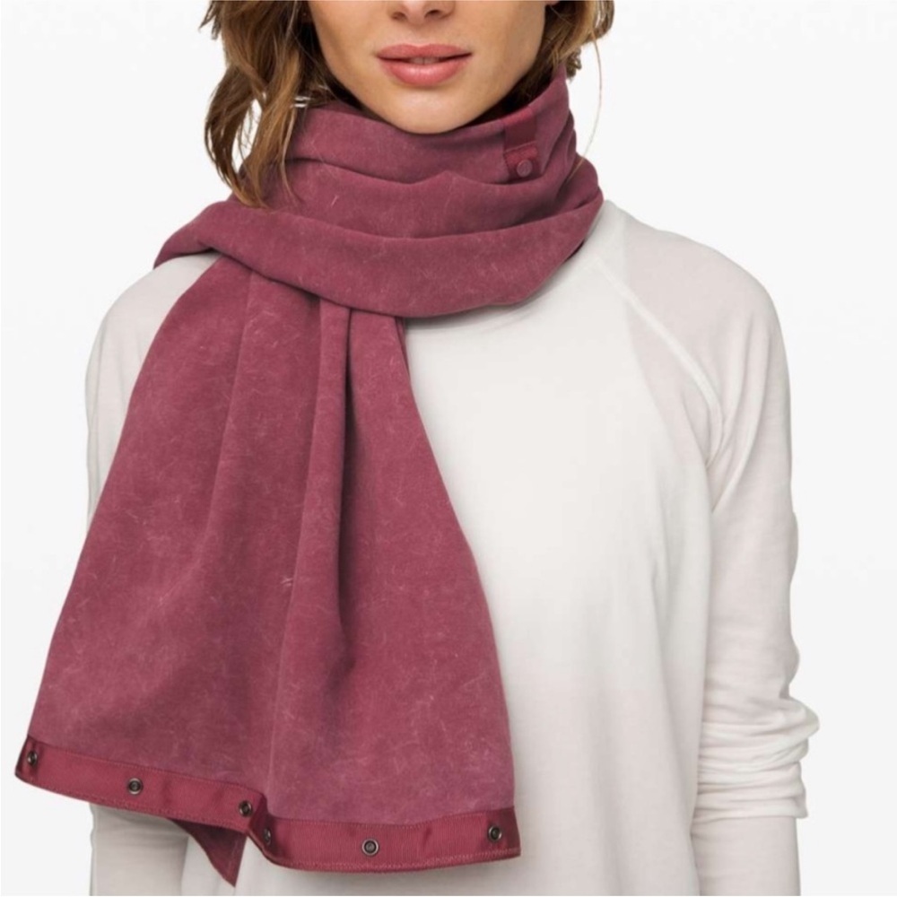 Lululemon Vinyasa Scarf *French Terry (Washed Plumful) new with tags! NWT